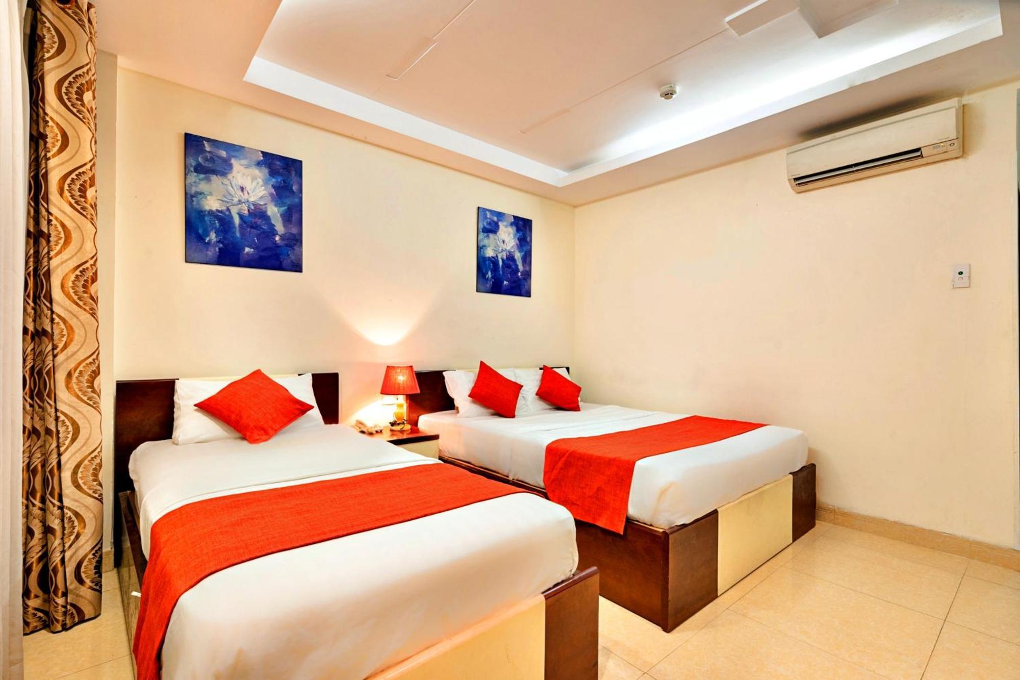 S79 Residences Yaya Bui Vien Khách sạn 3*